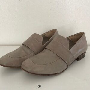 Strategia Italian loafers size 6